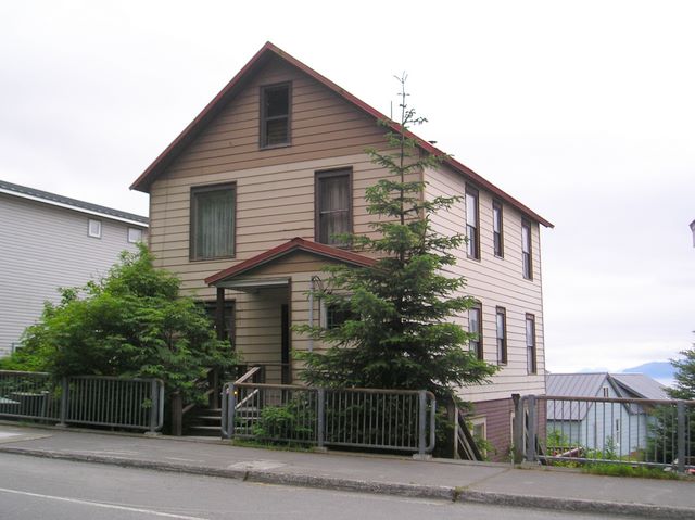 325 First Street Fourplex